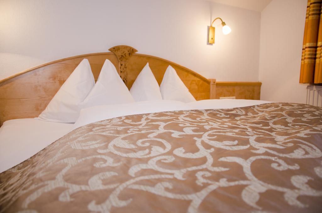 Hotel Garni Mirabell Ischgl Dış mekan fotoğraf