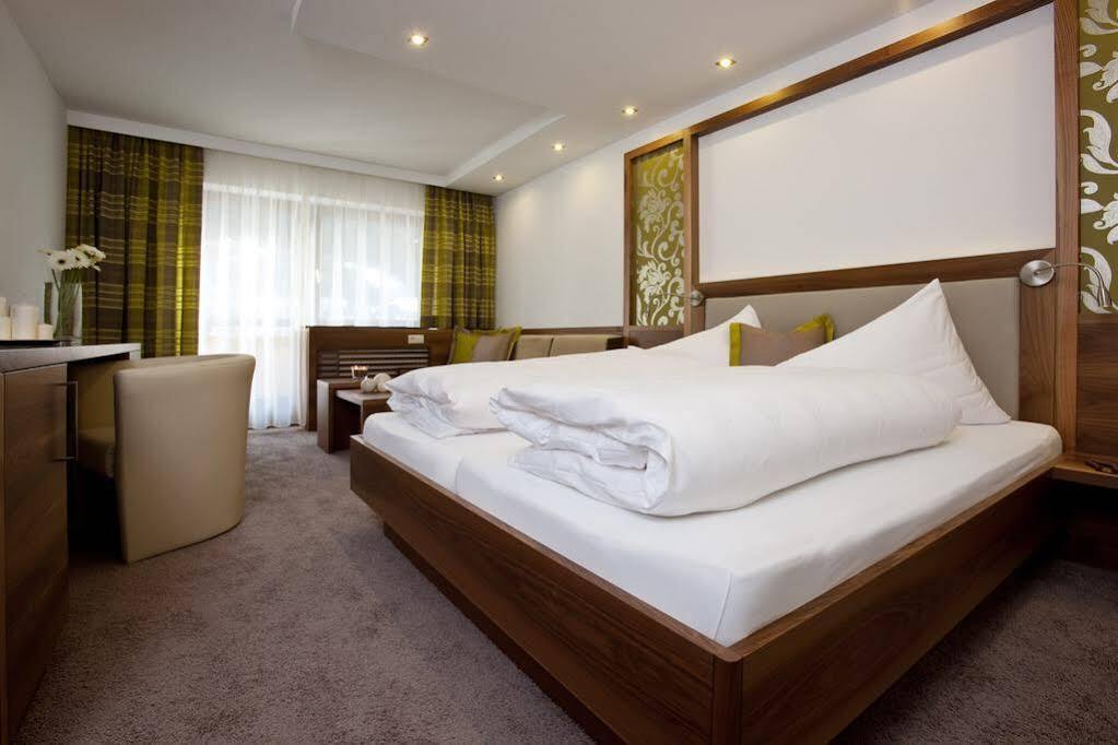 Hotel Garni Mirabell Ischgl Dış mekan fotoğraf